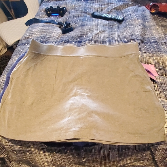 Shorts - Picture 5 of 7